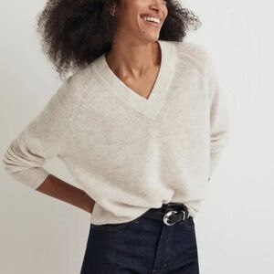 Madewell Ginny V-Neck Alpaca Blend Sweater